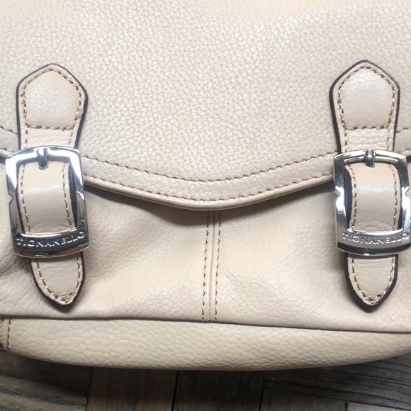 Tignanello NWOT Leather Crossbody Bag - Picture 4 of 12